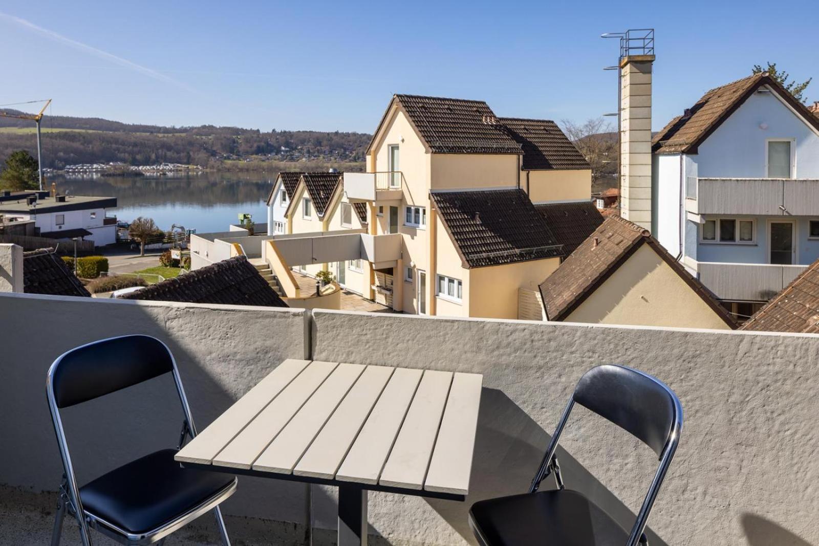 Seglerfewo Mit Traumhaftem Blick Vom Balkon Scheid  Buitenkant foto